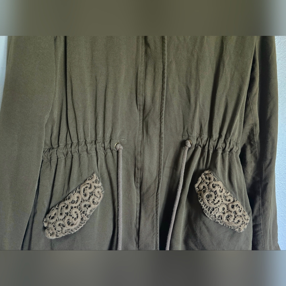 Publish Green Utility Jacket with Drawstring Waist - Picture 3 of 14